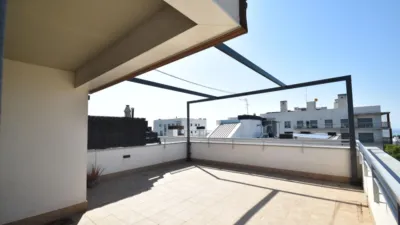 Piso en alquiler en Carrer de Pere Jacas, Barri de Mar-Ribes Roges-Plaça de la Sardana (Vilanova i la Geltrú) de 2.513 €<span>/mes</span>