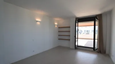 Piso en alquiler en Carrer de Pere Jacas, Barri de Mar-Ribes Roges-Plaça de la Sardana (Vilanova i la Geltrú) de 2.513 €<span>/mes</span>