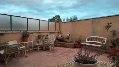 Casa adosada en venta en Calle Av Logroño, Número 4, Pinseque de 243.400 €