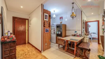 Piso en alquiler en Adelfas - Imagen 5