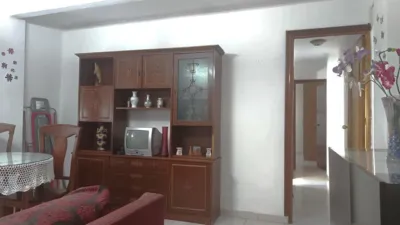 Piso en venta en Calle de la Blanca Paloma, Doctor Fedriani (Distrito Macarena. Sevilla Capital) de 125.000 €