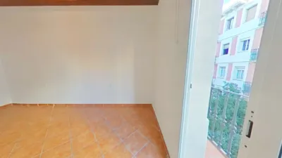 Flat in El Poble-sec photo 7