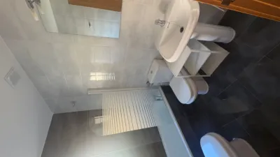 Piso en alquiler en Calle Doctor Jiménez, Buenavista (Distrito Zona Nueva. Toledo Capital) de 900 €<span>/mes</span>