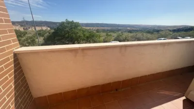Piso en alquiler en Calle Doctor Jiménez, Buenavista (Distrito Zona Nueva. Toledo Capital) de 900 €<span>/mes</span>