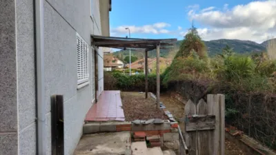 Semi-detached house on Avenida de la Salud, 42 photo 2