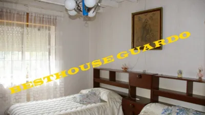 House in Centre photo 15
