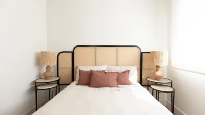 Apartment on 1st Line photo 9