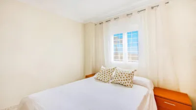 Piso en venta en La Banda - Campo de Fútbol, La Banda-Campo de Fútbol (Chiclana de la Frontera) de 185.990 €