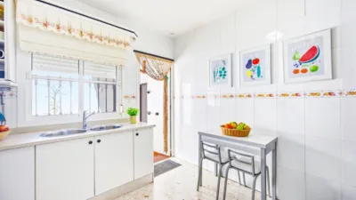 Chalet en venta en los Gallos, La Soledad-La Coquina-Los Gallos (Chiclana de la Frontera) de 399.900 €