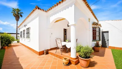 Chalet en venta en los Gallos, La Soledad-La Coquina-Los Gallos (Chiclana de la Frontera) de 399.900 €