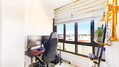 Piso en venta en Centro Urbano, Núcleo Urbano-Urbanizaciones (Chiclana de la Frontera) de 189.990 €