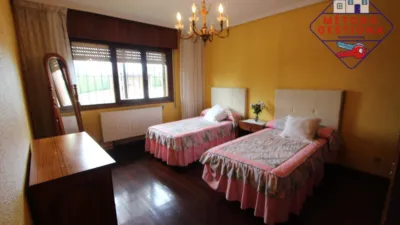 Chalet en venta en Calle del Doctor Fléming, Herrera (Camargo) de 750.000 €