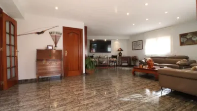Casa en venta en Les Fonts, Les Fonts (Distrito Can Parellada-Les Fonts. Terrassa) de 795.000 €