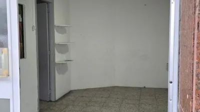 Local comercial en alquiler en Calle del Mercado, A Ponte (Ourense Capital) de 300 €<span>/mes</span>