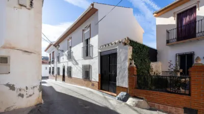 Terraced house on Calle de Mariana Pineda photo 2