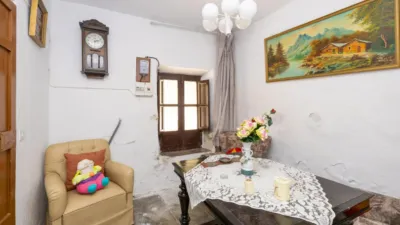 Semi-detached house on Calle de la Virgen photo 5