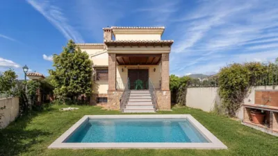 House on Mariana Pineda Street photo 2