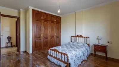 House on Mariana Pineda Street photo 36