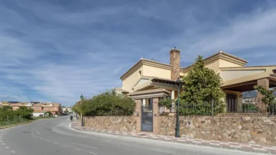 House on Mariana Pineda Street photo 54