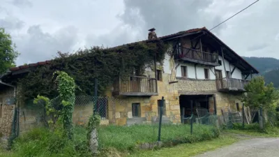 Chalet in Barrio de Sarria photo 2