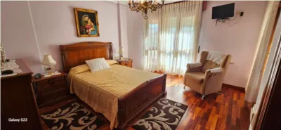 Townhouse on Avenida de Bilbao photo 15
