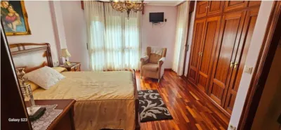 Townhouse on Avenida de Bilbao photo 17