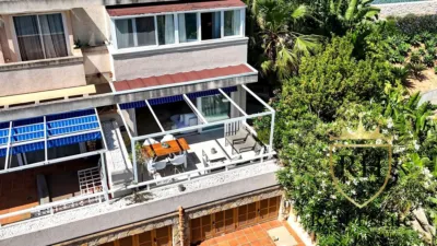 Duplex in Carrer de les Sirenes photo 3