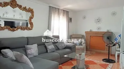 Chalet on Calle Parras photo 3