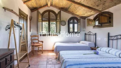 Chalet on Xff4+98C Acequias Street photo 29