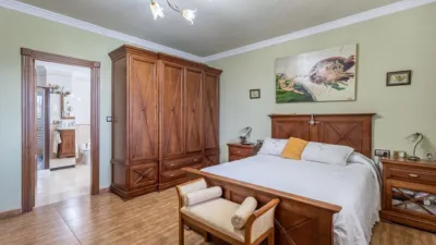 Chalet on Calle 18220 photo 12