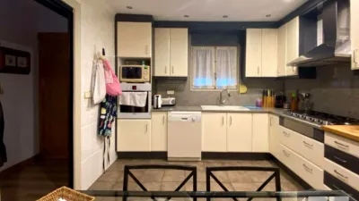 Chalet en venta en Luceni, Luceni de 200.000 €