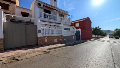 Chalet on Carretera de Linares photo 2
