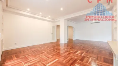 Piso en alquiler en Cuatro Caminos - Imagen 2