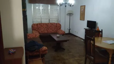 Habitación en alquiler en Calle del Monasterio de Carracedo, Zona Alta (Ponferrada) de 200 €<span>/mes</span>