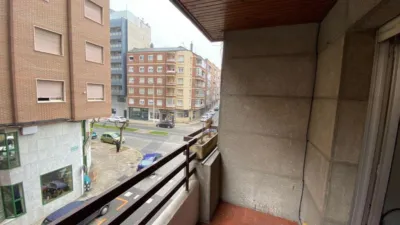 Habitación en alquiler en Calle del Monasterio de Carracedo, Zona Alta (Ponferrada) de 200 €<span>/mes</span>