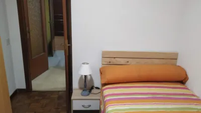 Habitación en alquiler en Calle del Monasterio de Carracedo, Zona Alta (Ponferrada) de 200 €<span>/mes</span>