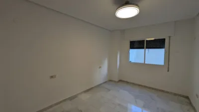 Piso en alquiler en Calle de Isaac Peral, Centro (Linares) de 600 €<span>/mes</span>