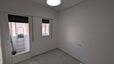 Piso en alquiler en Calle de Isaac Peral, Centro (Linares) de 600 €<span>/mes</span>