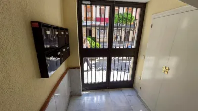 Piso en alquiler en Calle de Isaac Peral, Centro (Linares) de 600 €<span>/mes</span>
