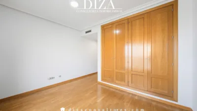 Piso en alquiler en Calle de los Monasterios de Suso y Yuso - Imagen 9