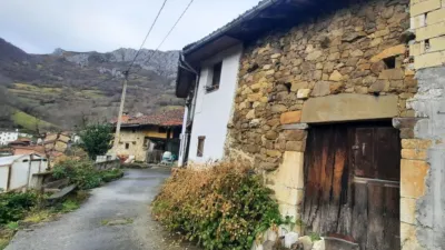 Terraced house on Calle Lg Caleao, No. 140 photo 11