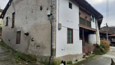 Terraced house on Calle Lg Caleao, No. 140 photo 5