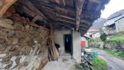 Terraced house on Calle Lg Caleao, No. 140 photo 8