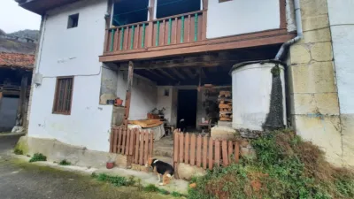 Terraced house on Calle Lg Caleao, No. 140 photo 9