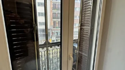 Apartment on Calle de la Montera photo 9