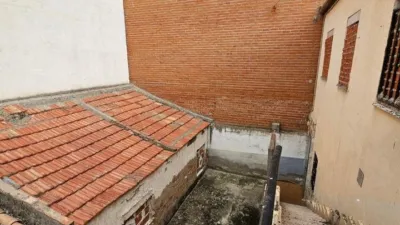 Chalet en venta en Avenida de Santa Bárbara, cerca de Calle de los Esparteros, Santa Bárbara (Toledo Capital) de 199.500 €