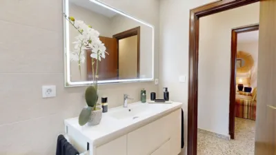 Chalet en venta en Avenida La Jota, 19, Casetas-Garrapinillos-Monzalbarba (Zaragoza Capital) de 550.000 €