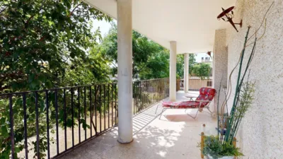 Chalet en venta en Avenida La Jota, 19, Casetas-Garrapinillos-Monzalbarba (Zaragoza Capital) de 550.000 €