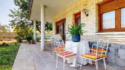 Chalet en venta en Avenida La Jota, 19, Casetas-Garrapinillos-Monzalbarba (Zaragoza Capital) de 550.000 €