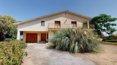 Chalet en venta en Avenida La Jota, 19, Casetas-Garrapinillos-Monzalbarba (Zaragoza Capital) de 550.000 €